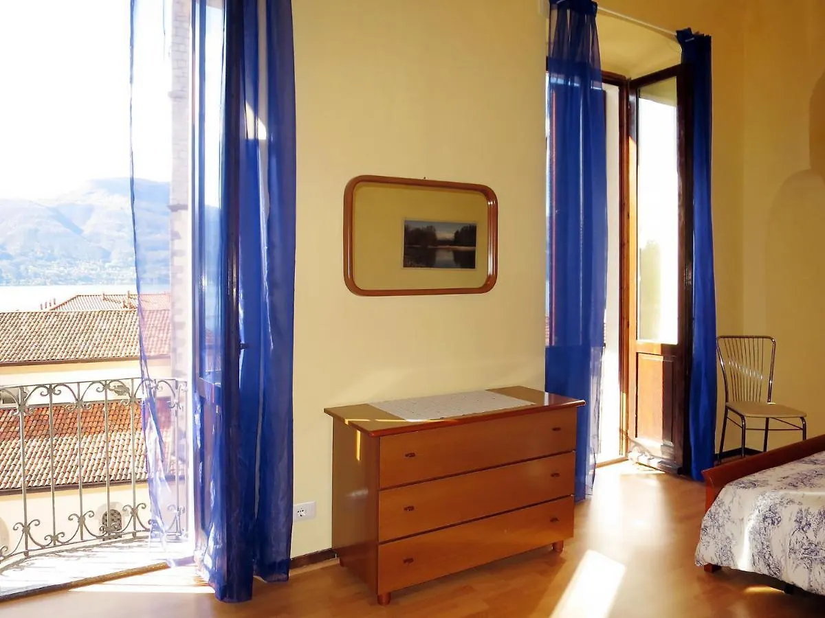 Apartment Roma By Interhome Porto Valtravaglia Italië